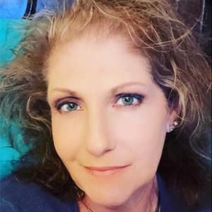 Meet your Posher, Deb